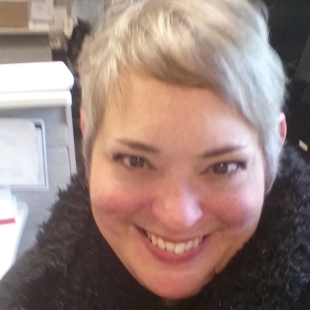 Meet your Posher, Brenna